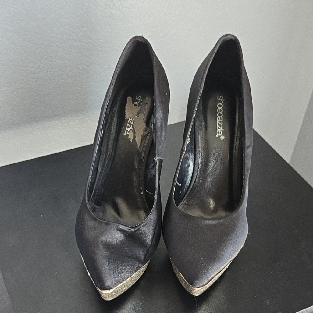 Shoe Dazzle Black Stiletto Heels with Metallic Detail